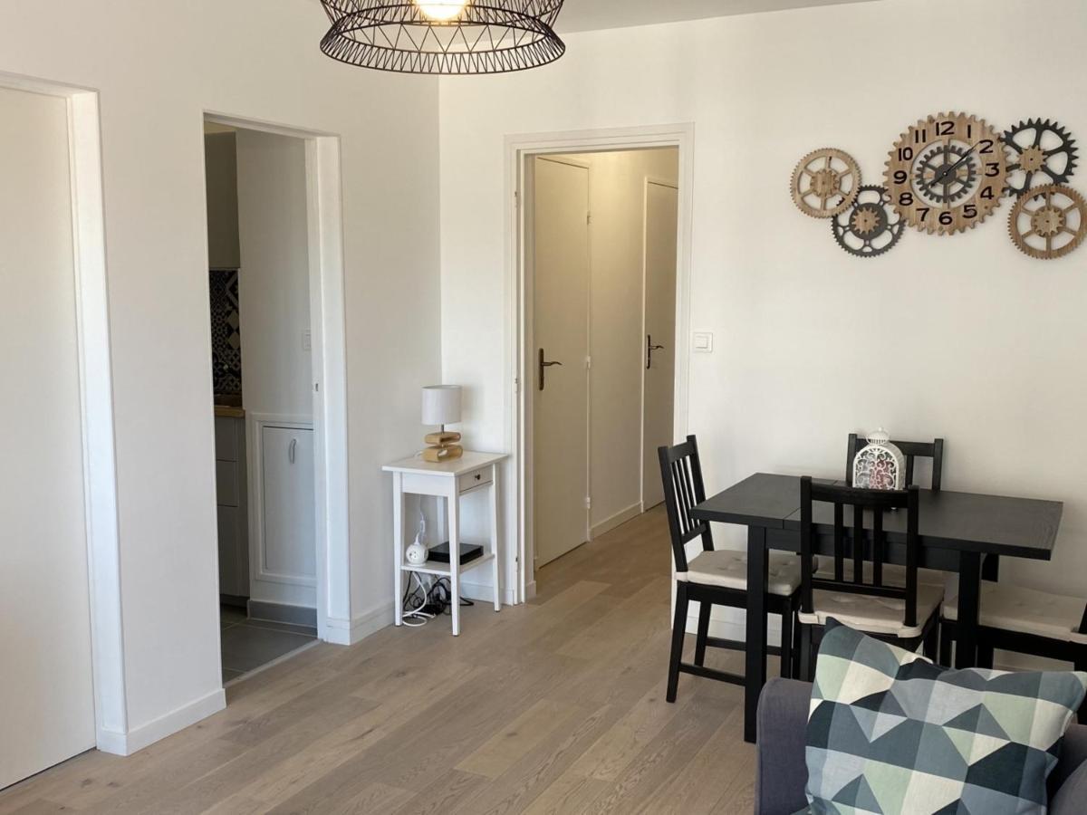 Charmant 2 Pieces Avec Parking Et Ascenseur, Proche Centre-Ville De Cabourg - Fr-1-487-323 Bagian luar foto